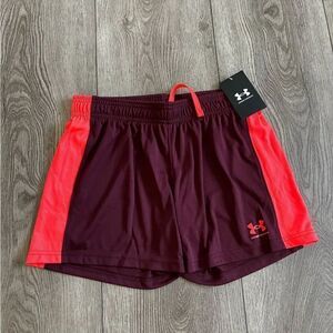 Under armour girls L shorts perfect for any sport practice